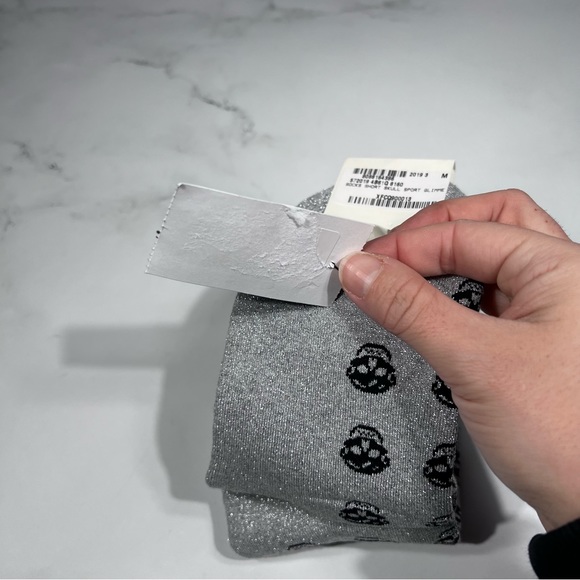 Alexander McQueen Logo Short Skull Chamber Silver Black Socks - Picture 6 of 7